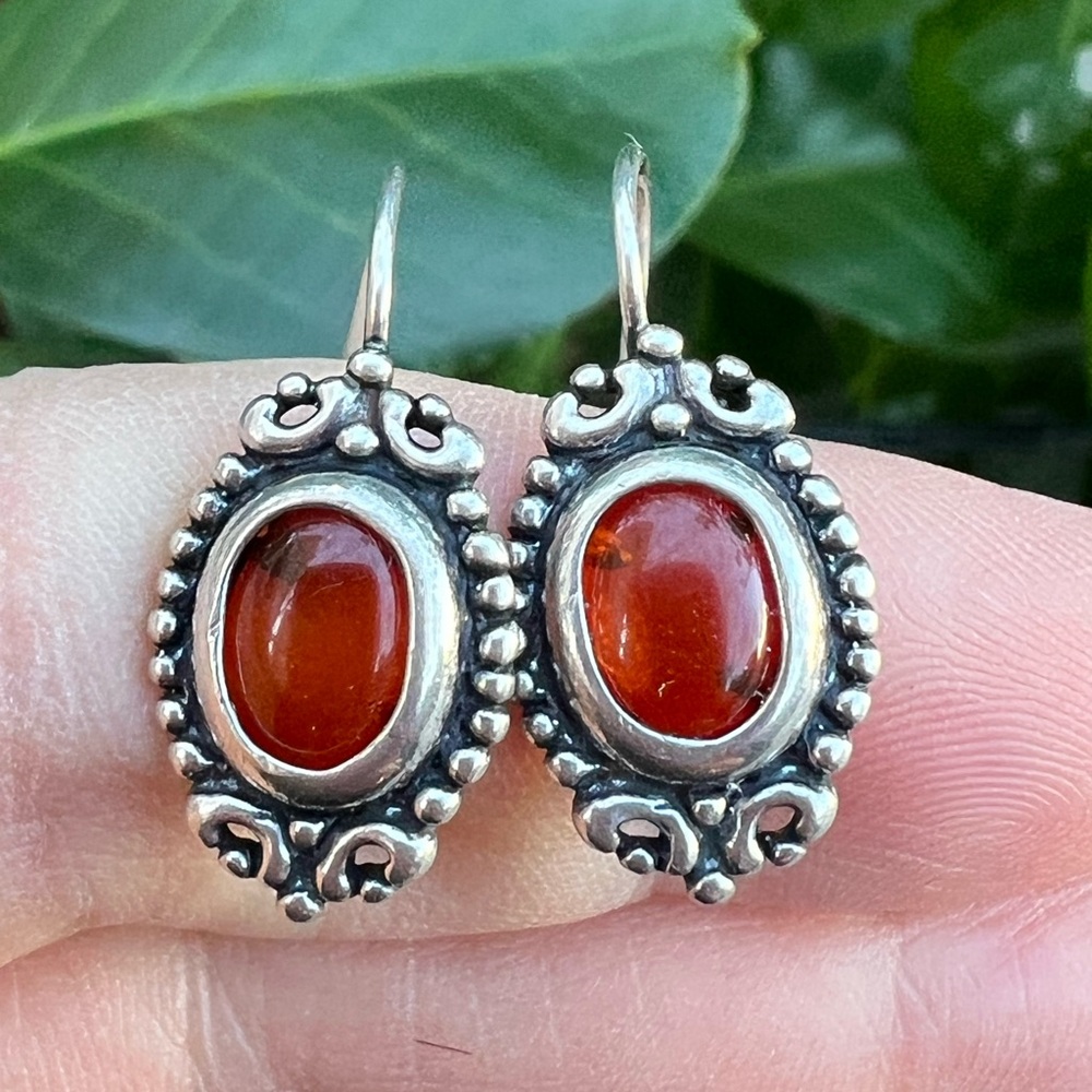 VINTAGE 925 STERLING SLVR OVAL AMBER SMALL ORNATE EARRINGS DROP DANGLE WIRE LOCK - Picture 1 of 16